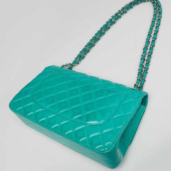 Chanel Green Quilted Lambskin Leather Classic Jumbo Double Flap Bag - Picture 3 of 12